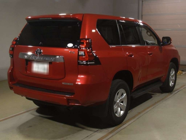 TOYOTA LAND CRUISER PRADO 2017