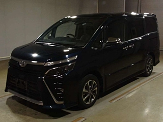 TOYOTA VOXY 2020