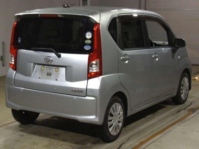DAIHATSU MOVE 2016