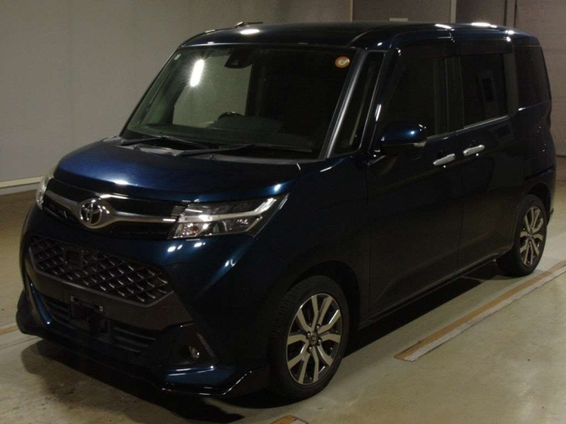 TOYOTA TANK 2018