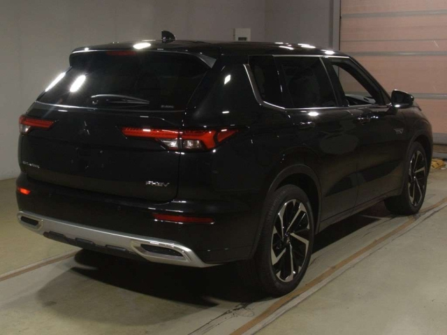MITSUBISHI OUTLANDER PHEV 2022