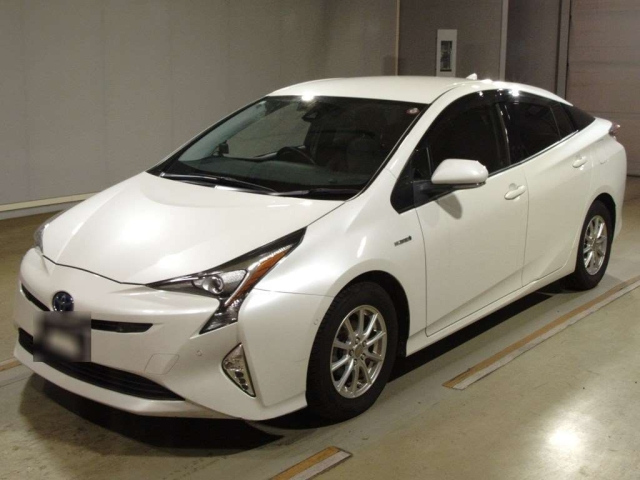TOYOTA PRIUS 2018