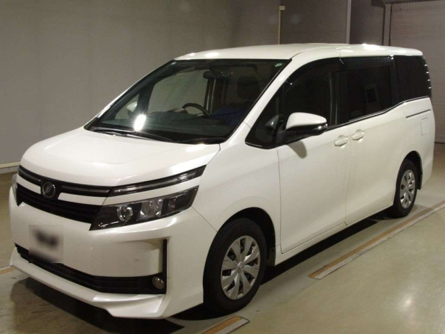 TOYOTA VOXY 2016