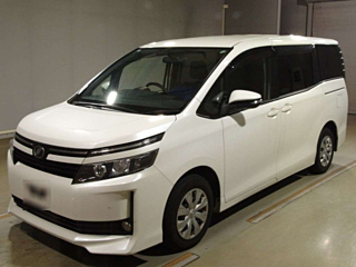 TOYOTA VOXY 2016