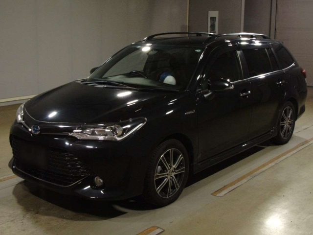 TOYOTA COROLLA FIELDER 2016