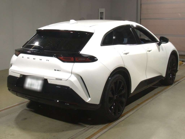 TOYOTA CROWN SPORT 2024