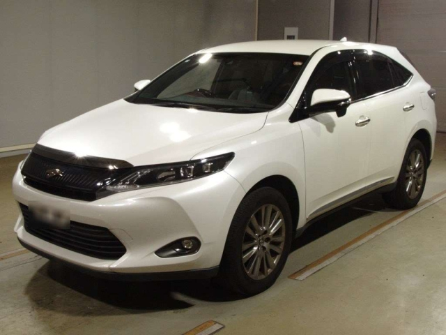 TOYOTA HARRIER 2015