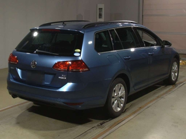 VOLKSWAGEN GOLF VARIANT 2016