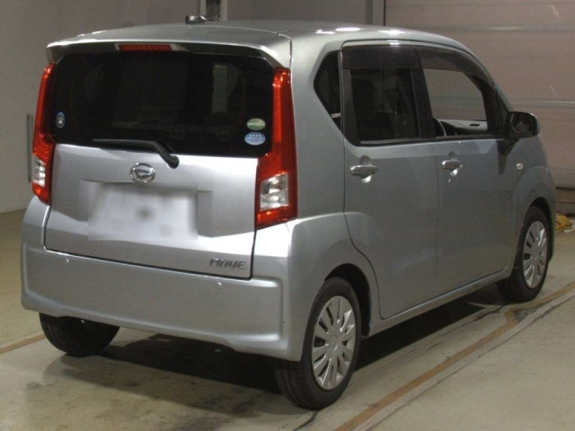 DAIHATSU MOVE 2016