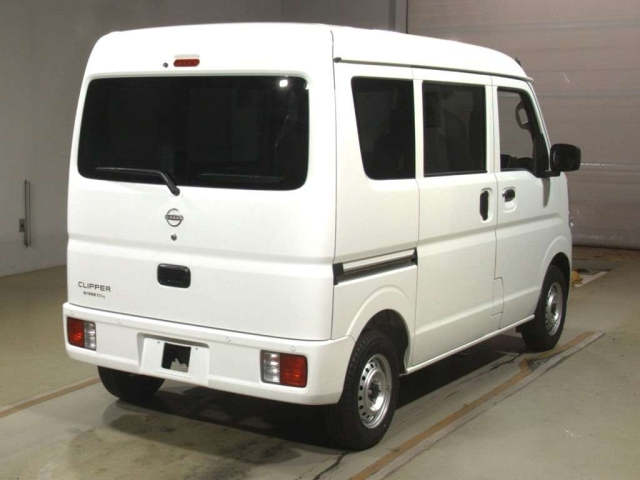 NISSAN CLIPPER VAN 2024