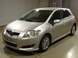 TOYOTA AURIS 2009