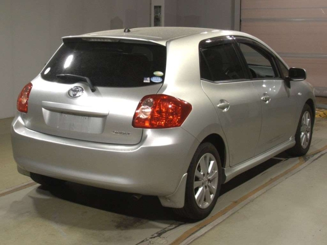 TOYOTA AURIS 2009