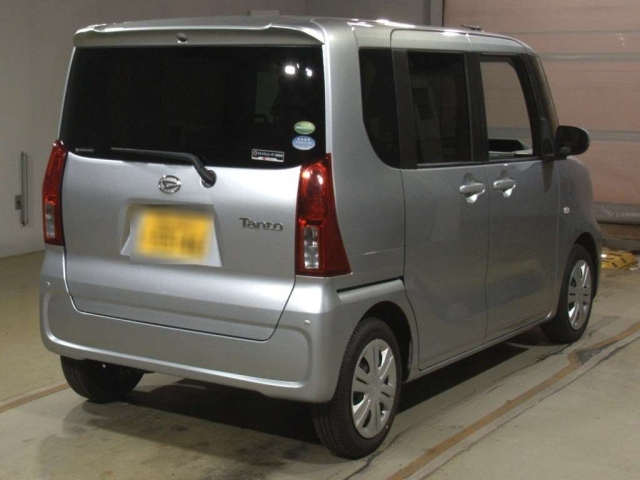 DAIHATSU TANTO 2020
