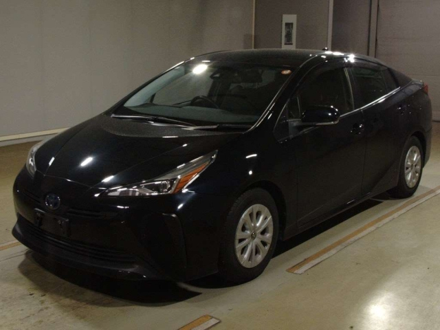 TOYOTA PRIUS 2021