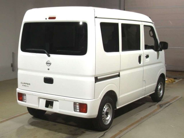 NISSAN CLIPPER VAN 2024