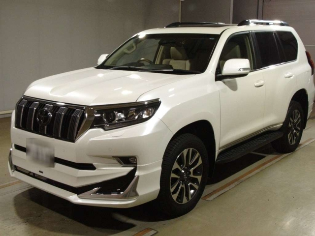 TOYOTA LAND CRUISER PRADO 2023