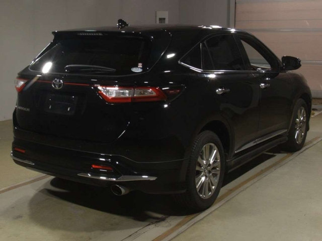 TOYOTA HARRIER 2018