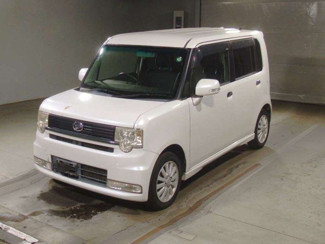 DAIHATSU MOVE CONTE 2011