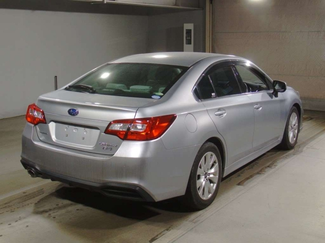 SUBARU LEGACY B4 2018