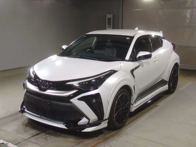 TOYOTA C-HR 2022