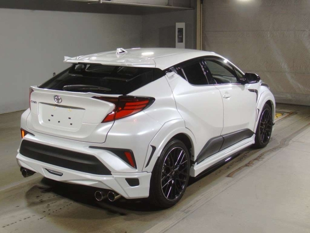TOYOTA C-HR 2022