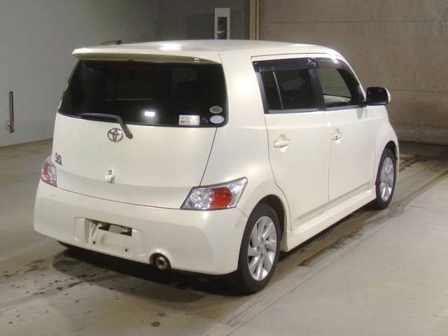 TOYOTA BB 2009