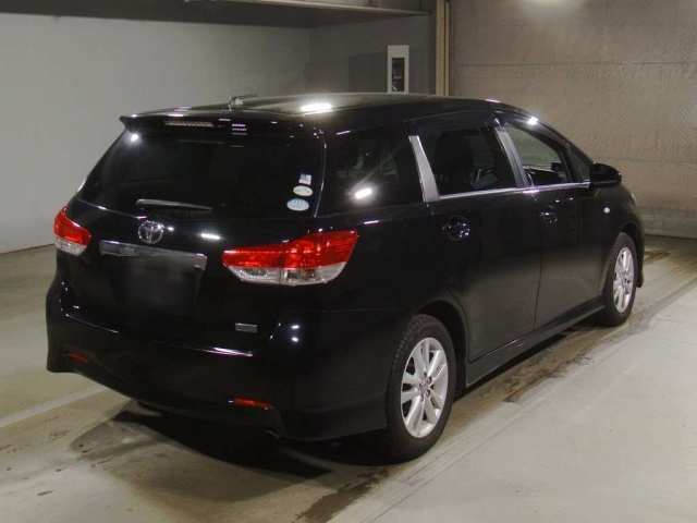 TOYOTA WISH 2009