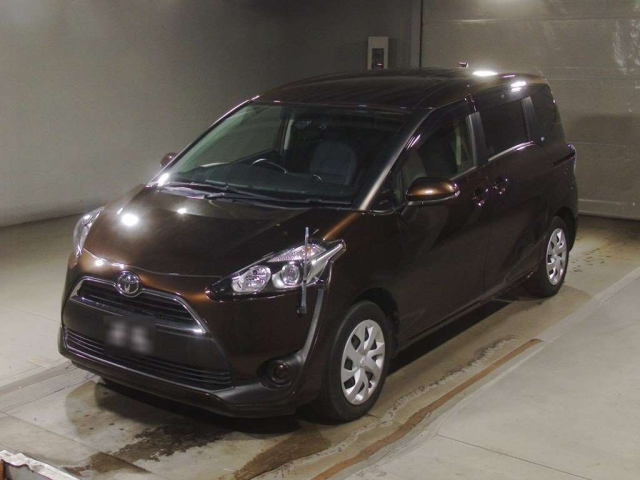 TOYOTA SIENTA 2016