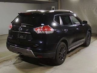 NISSAN X-TRAIL 2015