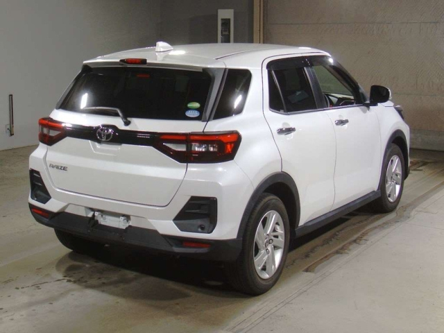 TOYOTA RAIZE 2020