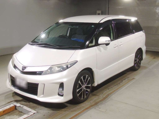 TOYOTA ESTIMA 2013