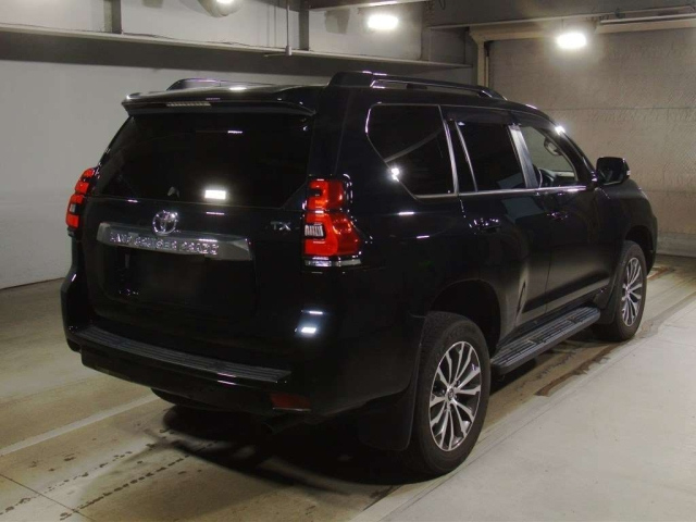 TOYOTA LAND CRUISER PRADO 2020