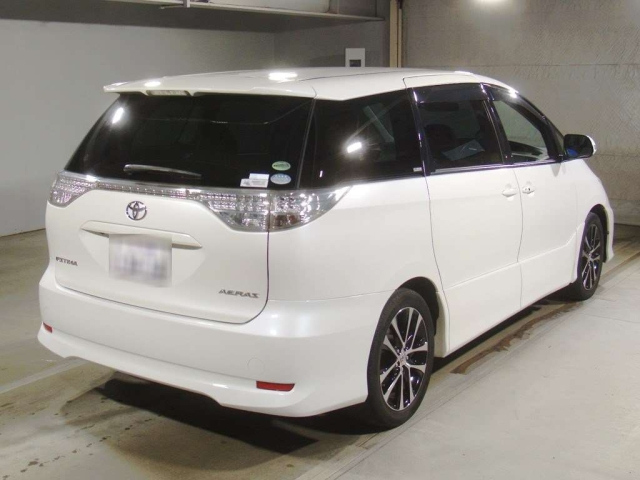 TOYOTA ESTIMA 2013
