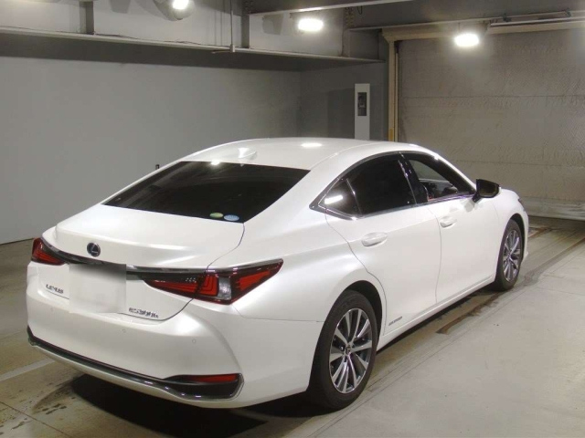 LEXUS ES 2020