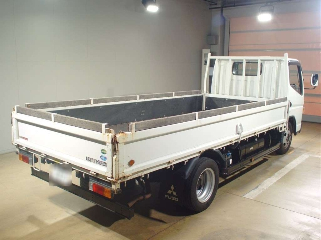 MITSUBISHI CANTER 2020