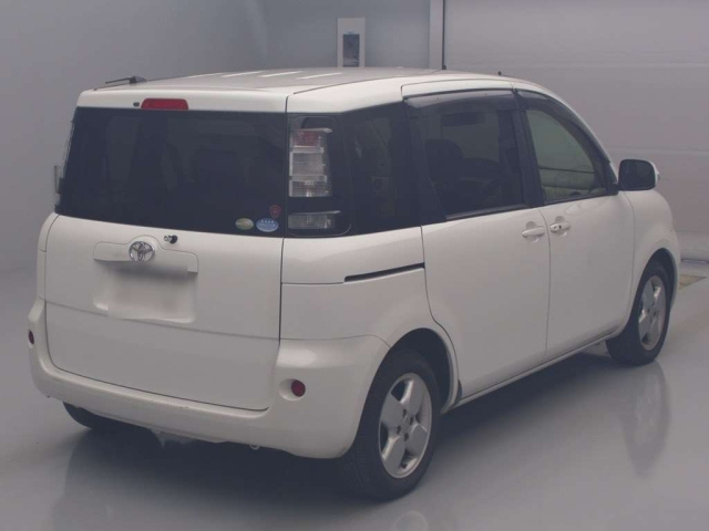 TOYOTA SIENTA 2012