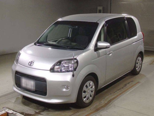 TOYOTA PORTE 2014