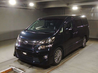 TOYOTA VELLFIRE 2013