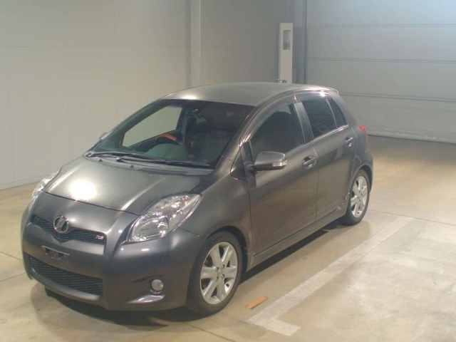 TOYOTA VITZ 2008