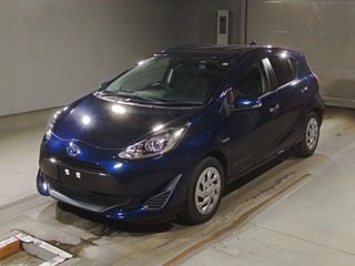 TOYOTA AQUA 2018