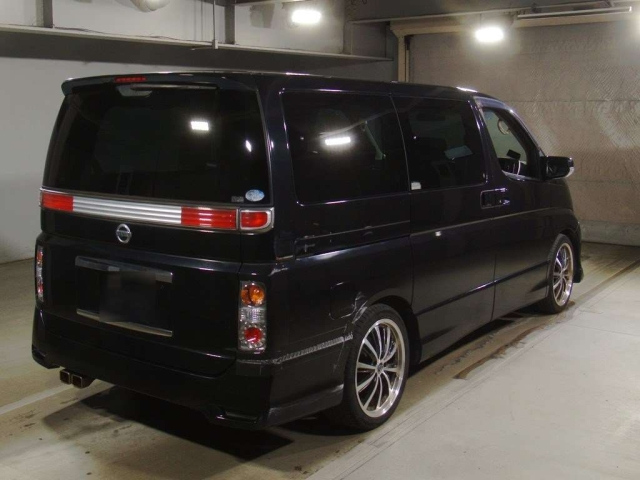 NISSAN ELGRAND 2009