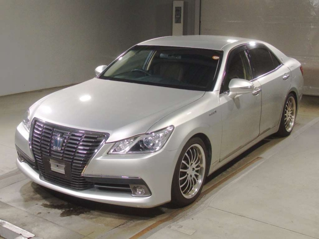 TOYOTA CROWN 2014