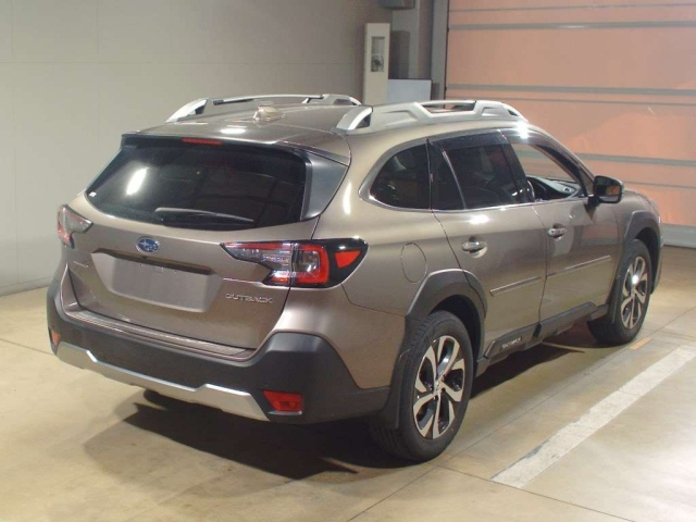 SUBARU LEGACY OUTBACK 2022