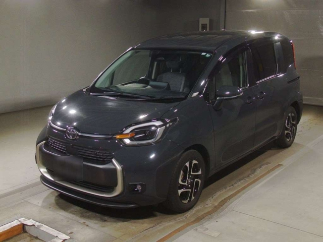 TOYOTA SIENTA 2022