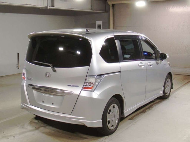 HONDA FREED 2012