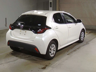 TOYOTA YARIS 2021