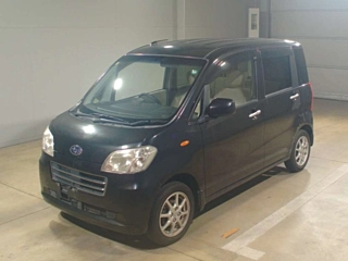 SUBARU LUCRA 2012