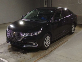TOYOTA PREMIO 2018