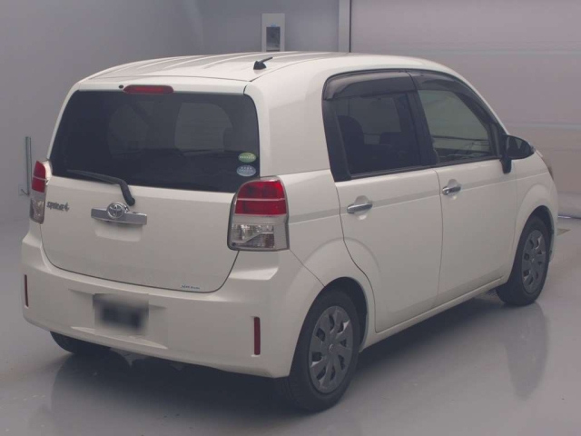 TOYOTA SPADE 2014