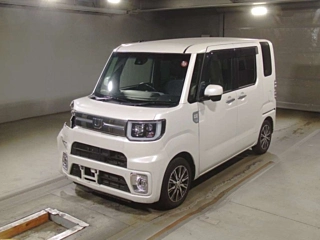 DAIHATSU WAKE 2016